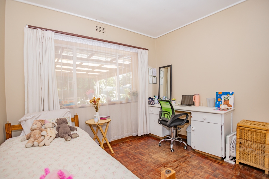 4 Bedroom Property for Sale in Kenridge Western Cape